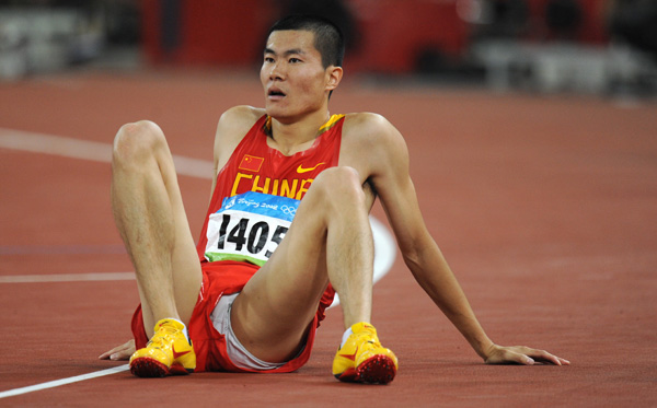 图文-[奥运]男110米栏半决赛 史冬鹏遗憾的表情