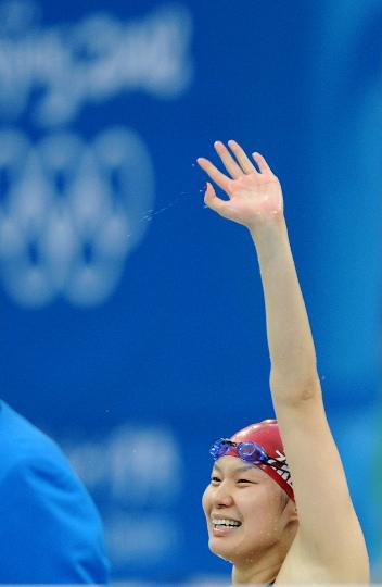图文-女子4x100米混合泳接力 周雅菲赛前亮相