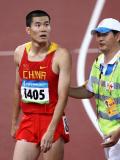 图文-110米栏史冬鹏无缘决赛 赛后步出赛场