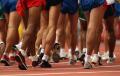 图文-田径男子20公里竞走决赛 选手竞走动作规范