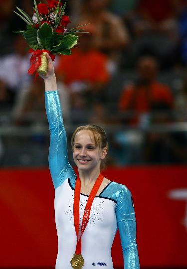 图文-奥运女子自由体操决赛赛况 胜利在眼前