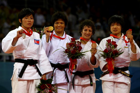 图文-奥运柔道女子52公斤级 冼东妹拿到第一 
