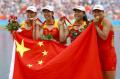 图文-奥运女子四人双桨决赛 国旗照耀中国姑娘