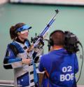 图文-北京奥运会首金诞生 埃蒙斯获10米气步枪金牌