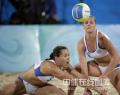 图文-女子沙滩排球中国胜希腊 中国队笑到最后