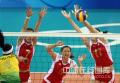 图文-奥运女排半决赛中国负巴西 严密的防守