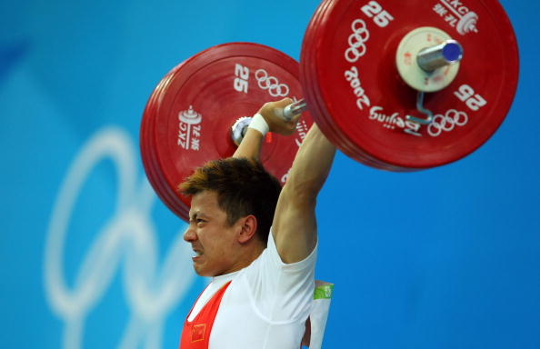 图文-举重62公斤级张湘祥夺金 有实力有信心