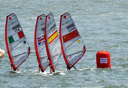 Yin Jian wins China's first ever Olympic sailing gold