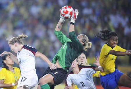 USA wins women's soccer title at Beijing Olympics