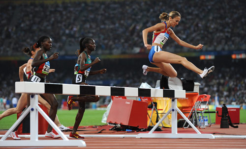 Photos: Galkina-Samitova takes 3000m Steeplechase gold with a new WR