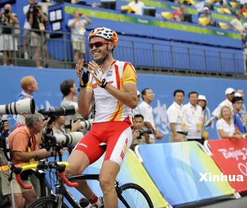 El ciclista español Samuel Sánchez logra el primer oro para España 