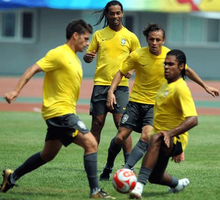 Photos : L'équipe de football du Brésil s'entraîne à Shenyang