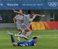 图文-[奥运会]女足日本2-2新西兰 克特在赛中拼抢
