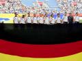 图文-[奥运会]德国女足VS巴西 德国姑娘团结一心