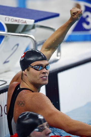 图文-男子200米自由泳预赛赛况 多米尼克庆祝进决赛
