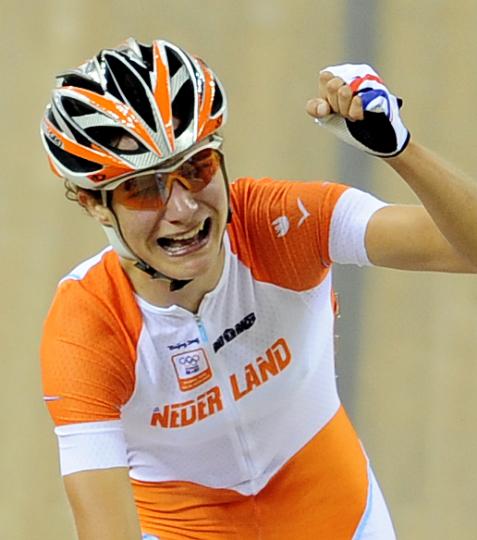 图文-自行车女子记分赛决赛赛况 福斯兴奋庆祝夺冠