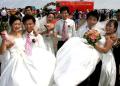 图文-工地婚礼喜迎北京奥运
