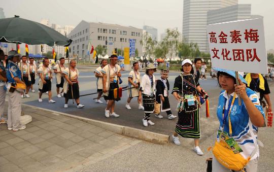 图文-奥运开幕式演员准备入场 台湾高金素梅文化团
