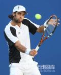 图文-[奥运]网球男单半决赛 冈萨雷斯回球