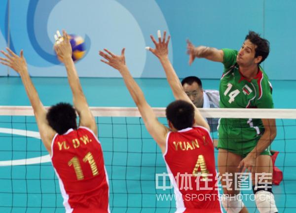 图文-[男排小组赛]中国1-3保加利亚 成功封拦对手