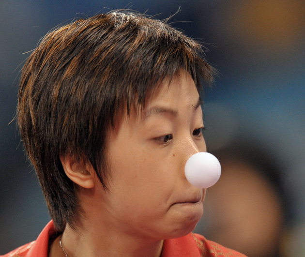 图文-[奥运]乒球女团半决赛 张怡宁眼中只有乒乓球