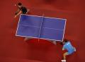 图文-奥运会乒乓球经典瞬间回顾 俯瞰选手比拼