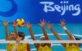 图文-女排半决赛中国VS巴西 巴西队三人集体拦网