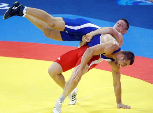 图文-奥运会古典式摔跤回顾 绝对是力量的比拼