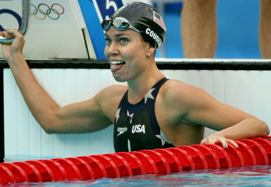 图文-女子100米仰泳决赛 考芙琳脸上都是笑