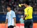 图文-科特迪瓦1-2阿根廷 阿奎罗被黄牌警告