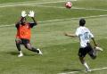 图文-男足决赛阿根廷1-0尼日利亚 门将已站不住