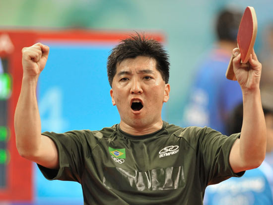 图文-北京奥运会乒乓球赛事开战 台北胜巴西后庆祝