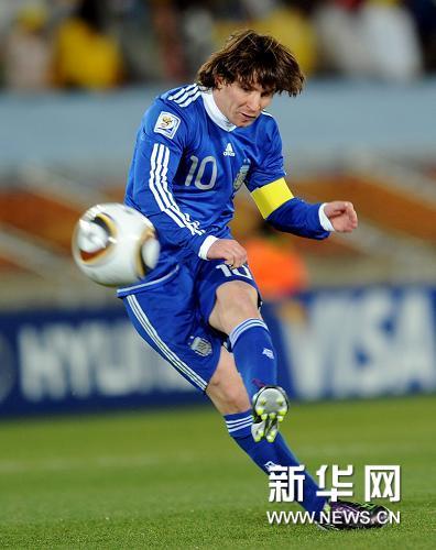 阿根廷国足史上最年轻队长_B组_2010南非世界杯