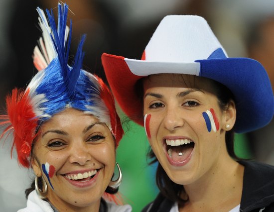 图文-[小组赛]乌拉圭VS法国 美女为世界杯添彩