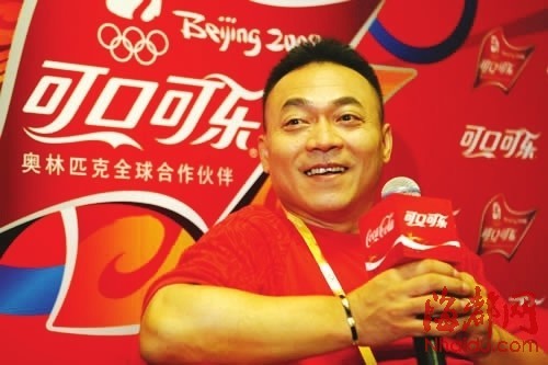 奥运冠军都干嘛:10人移民38人从政4人影星(图)