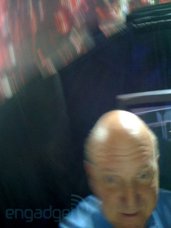 Pai  Xia  De  Bao  Er  Mo  Zhao  Pian  Take the picture of Bao Er silent below