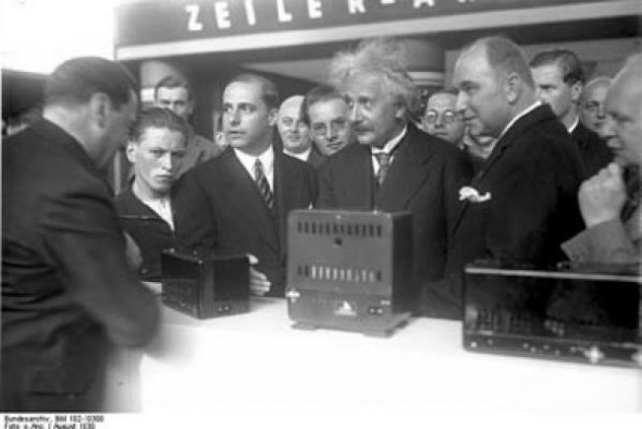 1930, einstein attends IFA predecessor