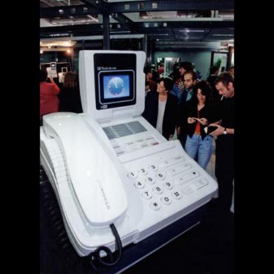 1993, video phone