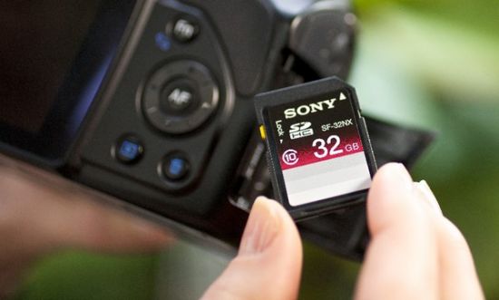 索尼发布新系列SD卡容量高达32GB 索尼发布新系列SD卡容量高达32GB