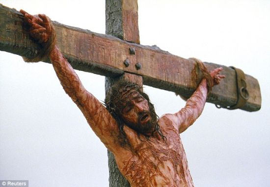 耶稣被钉在十字架上.