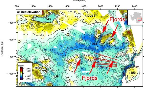 这张南极大陆东部冰盖下的地形图上显示出几处大型的峡湾地貌，这是大约3400万年前至1400万年前这一地区大规模冰川进退留下的遗迹