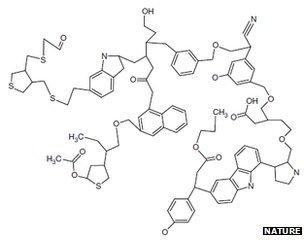 此番研究发现的复杂有机物大分子是芳香族和脂类分子的结合体