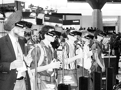 Zhu Liyi of reporter of Xinhua News Agency is photographed