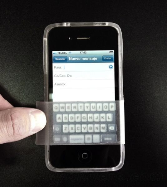 FlipType的iPhone保護殼
