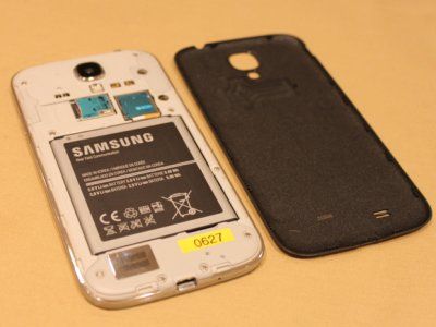 Galaxy S4电池可以更换