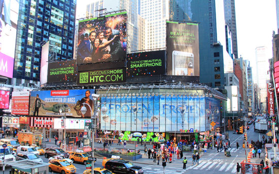 HTC在纽约时代广场举办最美照片大赛