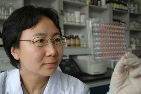 《自然》评十大科学人物 中国禽流感专家当选