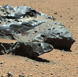 好奇号火星发现首颗铁陨石