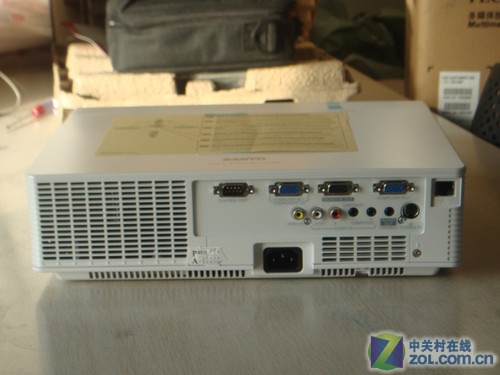 4500流明三洋XU1060C仅10900元还送幕