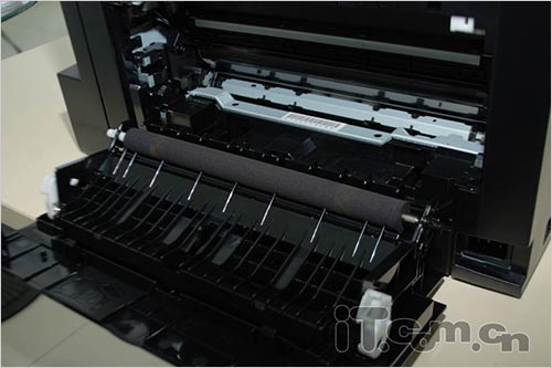 打印彩色图片 惠普CM1415fn评测